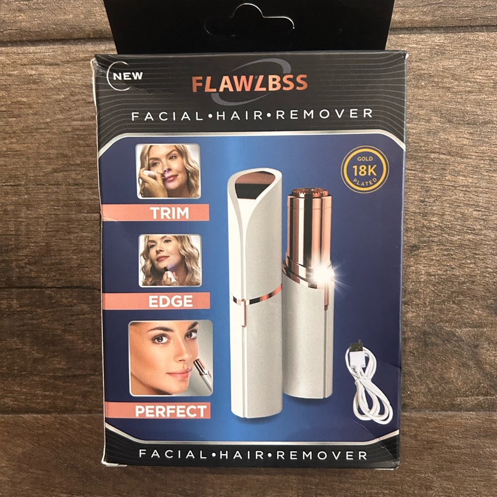LAWLESS Facial Hair Remover - White and Gold Finish